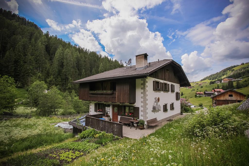 Casa Serac' Ла-Валле Экстерьер фото